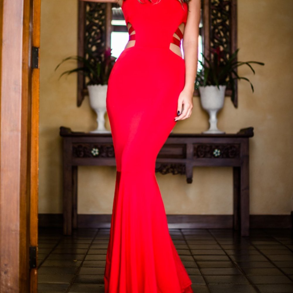 IORANE Red Cutout Evening Gown